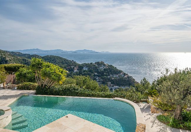 Villa à Ensuès-la-Redonne - Heliopolis Villa Standing Vue Mer