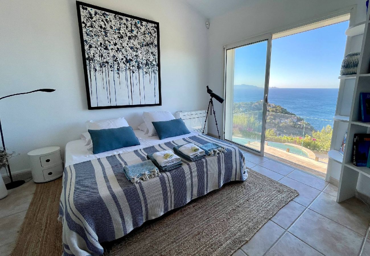 Villa à Ensuès-la-Redonne - Heliopolis Villa Standing Vue Mer