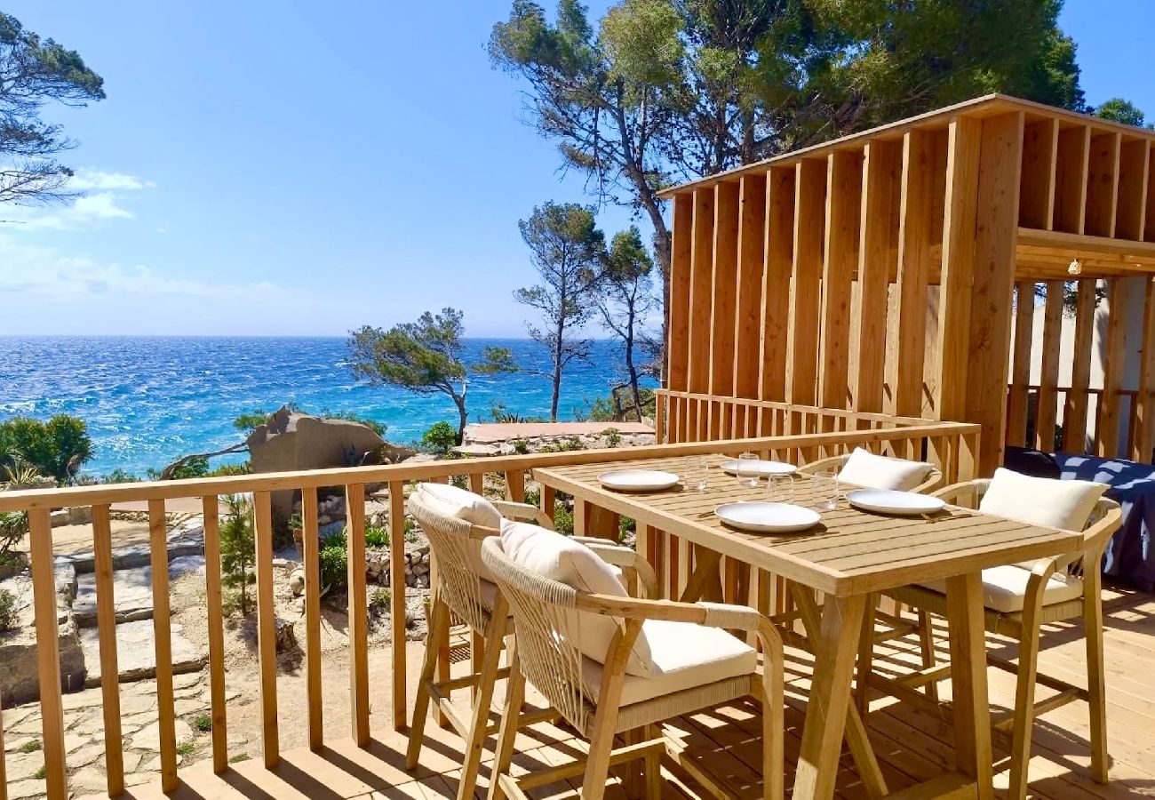 Maison à Carry-le-Rouet - Les pierres tombees