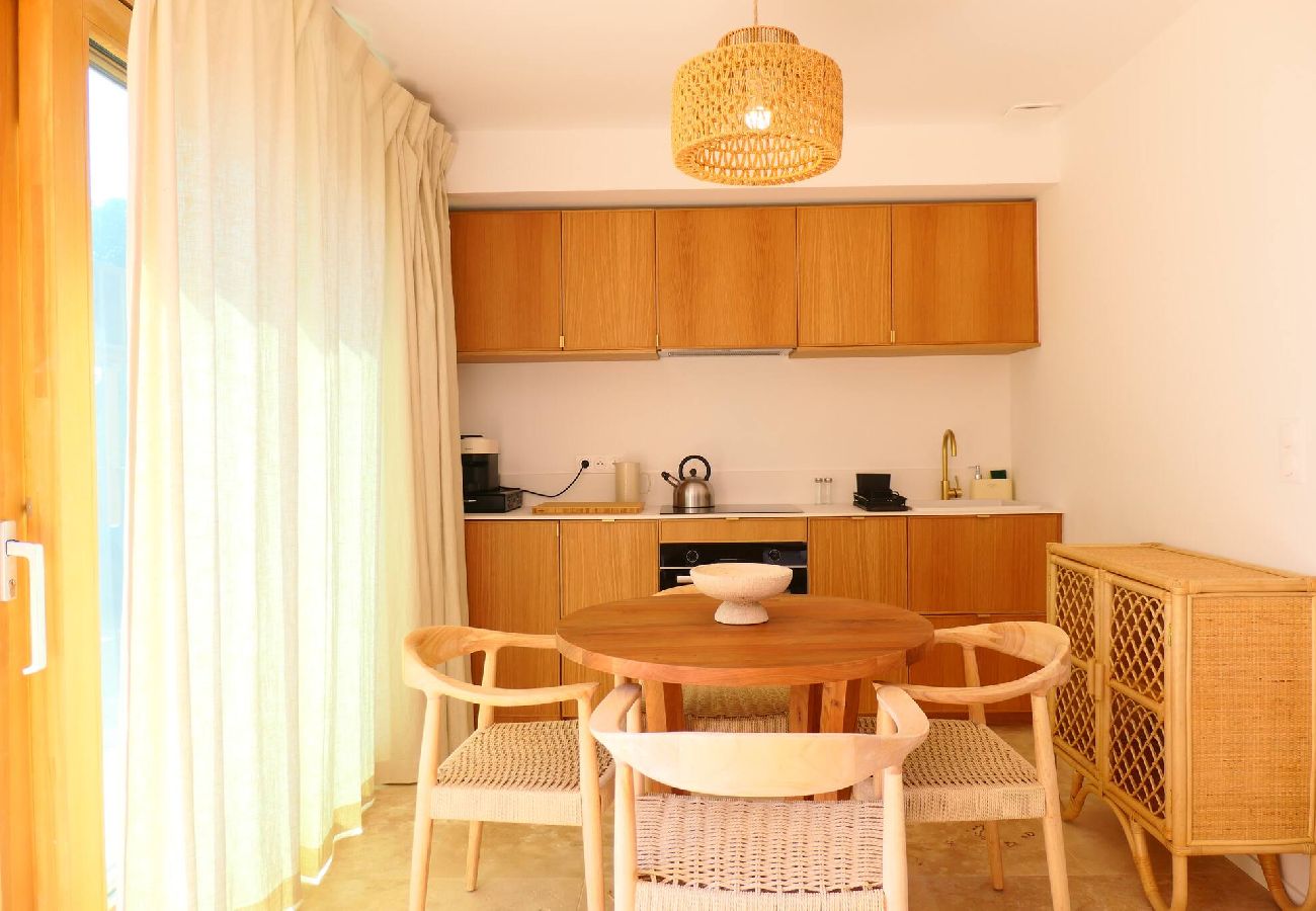 Maison à Carry-le-Rouet - Les pierres tombees