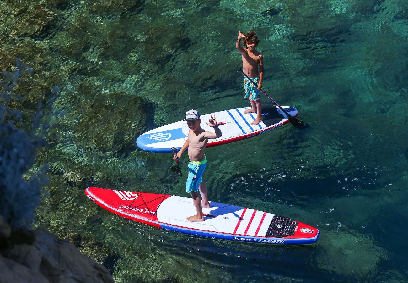Maison à Carry-le-Rouet - Les pierres tombees